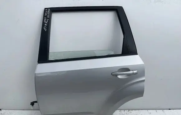 Subaru Forester SH Front door
