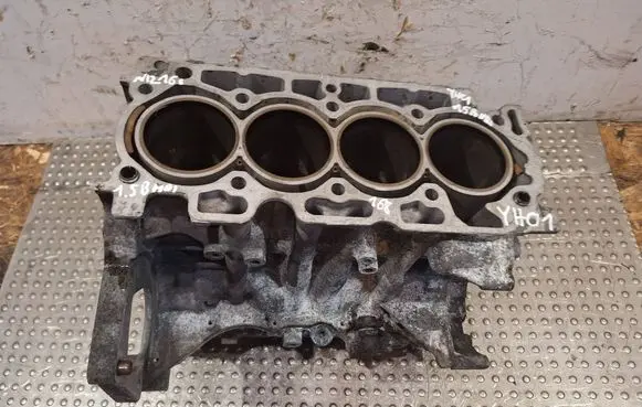 Peugeot 2008 II Engine block S25062168 YH01