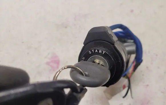 KIA Sorento Ignition lock