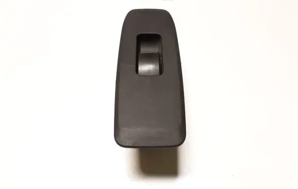 Mitsubishi Pajero Electric window control switch 8608A005 C8DD395M