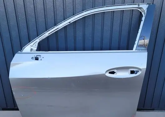 Lexus UX Front door