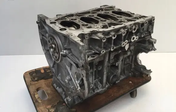 Mitsubishi L200 Engine block 4N15