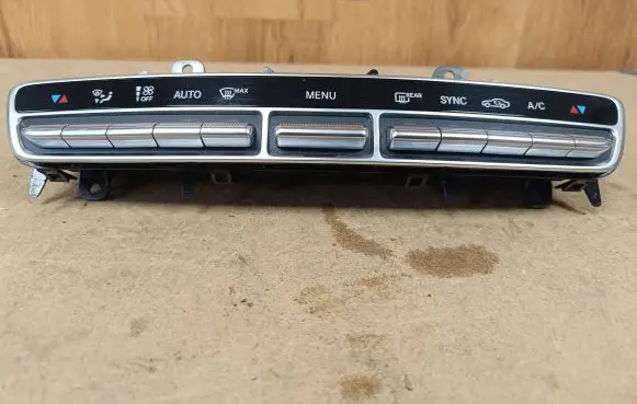 Mercedes-Benz GLC X253 C253 Air conditioning/heating control unit A2059054706