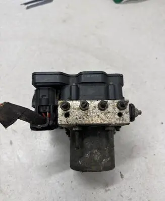 Mercedes-Benz Sprinter W906 ABS Pump 0265244414