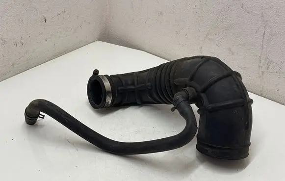 KIA Carnival Intercooler hose/pipe 0K52C13340