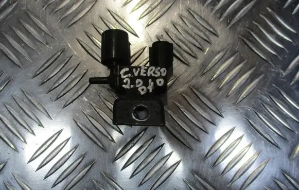 Toyota Corolla Verso E121 Valve vacuum 90910-12238