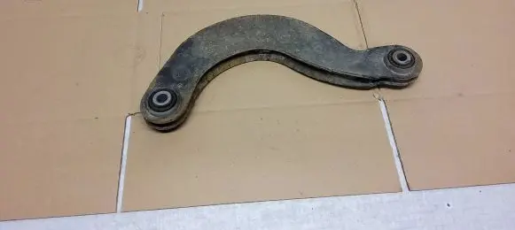Ford Focus ST Rear suspension control arm AV615500