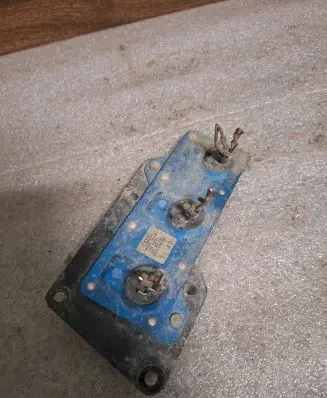 Audi 80 90 S2 B4 Coolant fan relay 893959493C