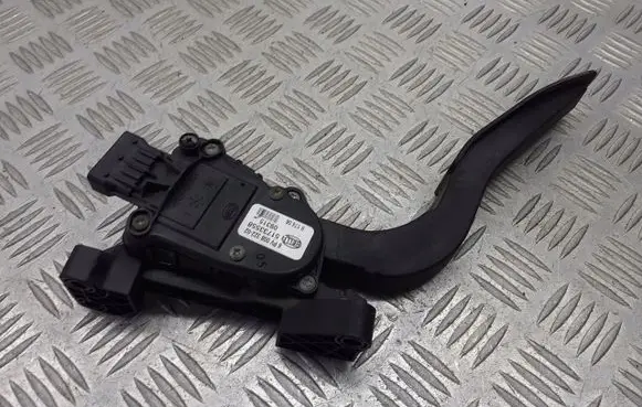 Fiat Croma Accelerator pedal position sensor 51733558