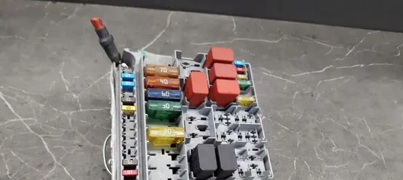 Alfa Romeo Mito Fuse box set 51781452