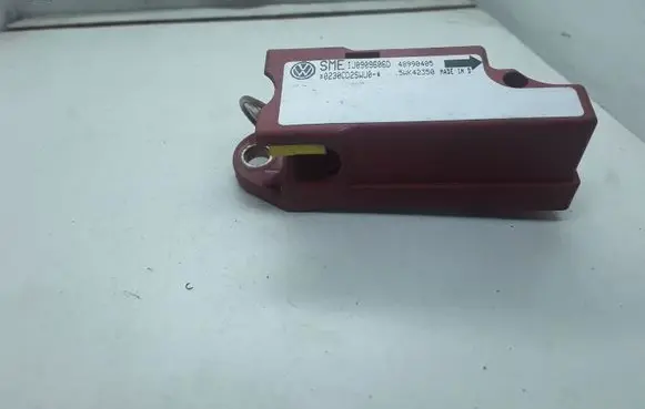 Volkswagen Golf IV Airbag deployment crash/impact sensor 5WK42350