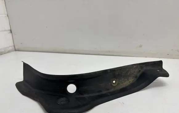 BMW 4 F36 Gran coupe Rear/tail light trim molding 7322298