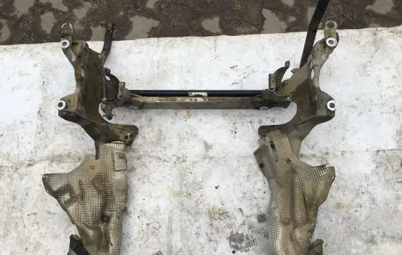 Audi A4 Allroad Front axle beam 8T0399315H