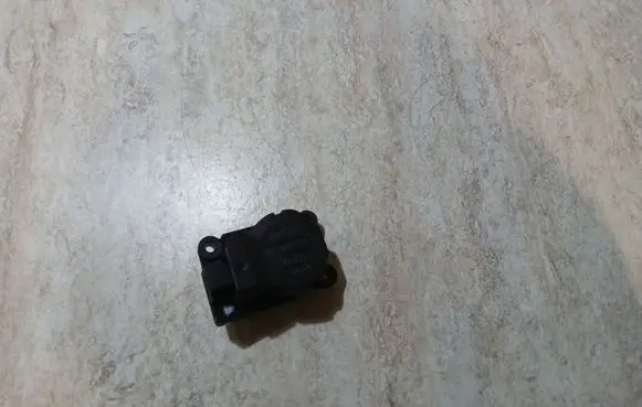 BMW 1 E81 E87 Air flap motor/actuator EAB222