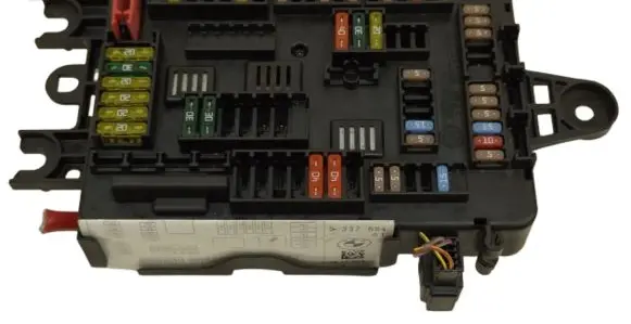 BMW 4 F32 F33 Fuse box set 9337881