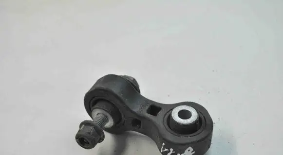 Audi A8 S8 D4 4H Rear anti-roll bar/stabilizer link 8K0505465G
