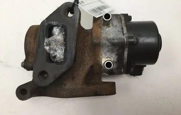 Nissan Almera Tino EGR valve 