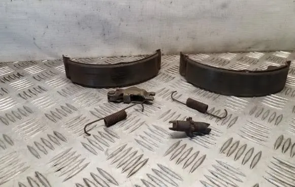 Hyundai Terracan Other handbrake/parking brake parts 