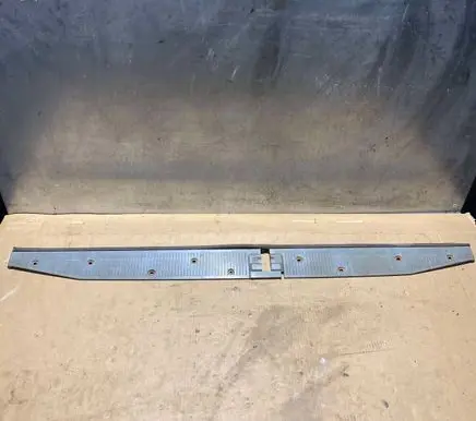 Mercedes-Benz E W124 Trunk/boot sill cover protection 1247470635