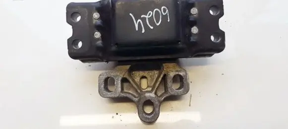 Volkswagen Caddy Engine mount bracket 1K0199555