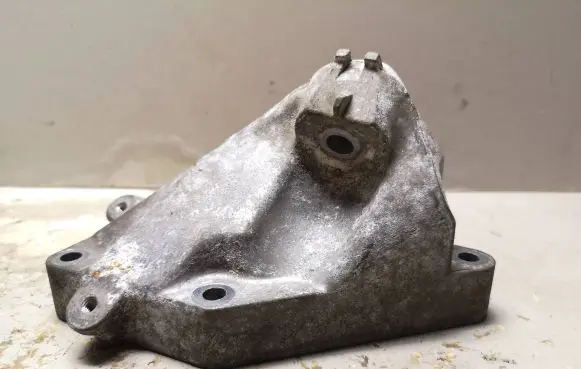 Mercedes-Benz ML W164 Engine mounting bracket A6292230304 AC46000