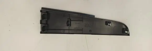 Nissan Leaf II (ZE1) Other interior part 968P15SHOB