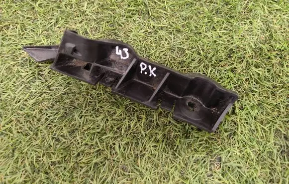 Audi A5 Sportback 8TA Front bumper mounting bracket 8T0807283E 15443
