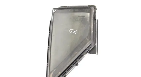 Volkswagen PASSAT B6 Rear side window 68189F4010 43R00101