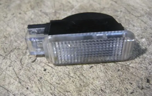 Volkswagen Sharan Boot/trunk interior light 7M0947101