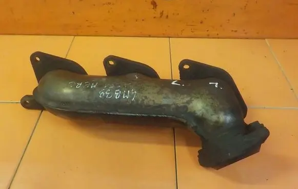 Mercedes-Benz R W251 Exhaust manifold A2721400709