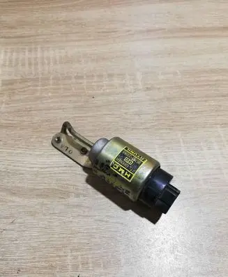 Hyundai Scoupe Tailgate lock latch 9579033050