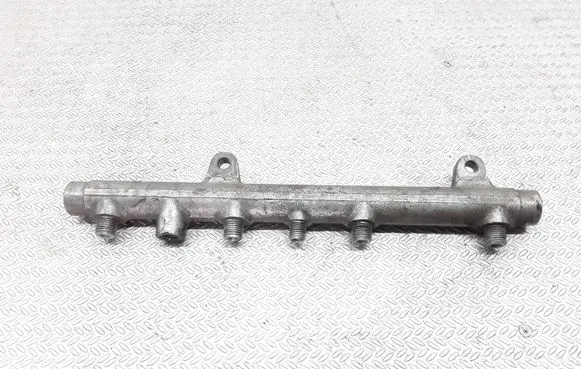 Renault Scenic I Fuel main line pipe