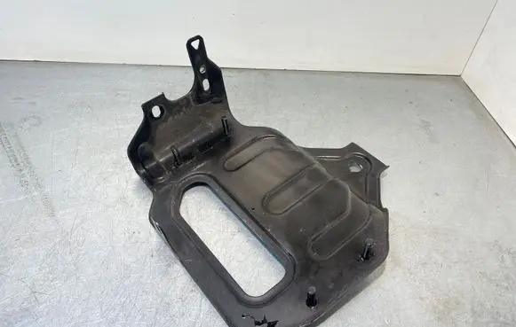 Suzuki Vitara (LY) Engine control unit holder 
