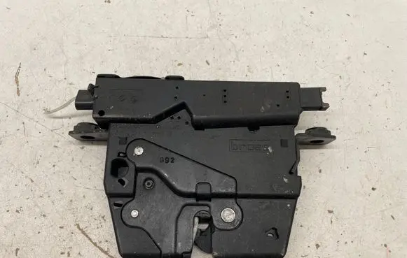 BMW 5 F10 F11 Tailgate/trunk/boot lock/catch/latch 918064106 16367210 UK482534201