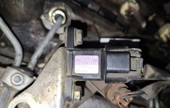 Toyota Corolla E120 E130 Air pressure sensor 8942120210 079800-513d