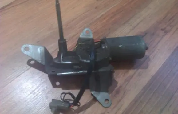 Suzuki Baleno EG Rear window wiper motor WM32061S