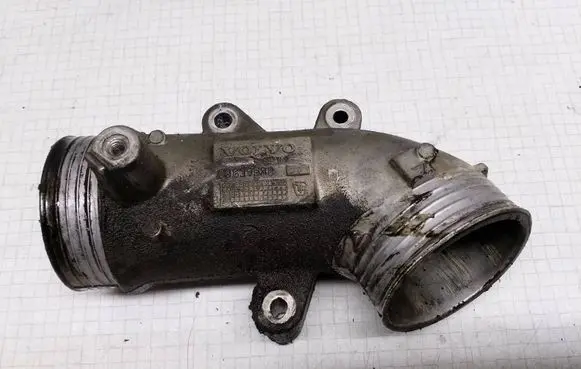 Volvo S60 Intercooler hose/pipe 08631538