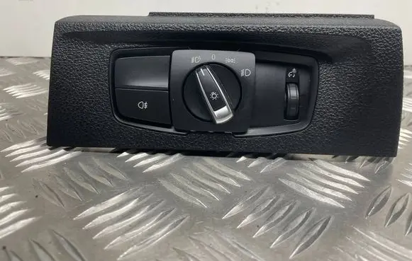 Light switch
