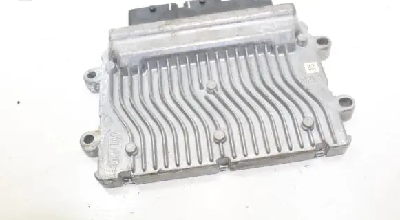 Peugeot 1007 Engine control unit/module 9663306680 9651696680