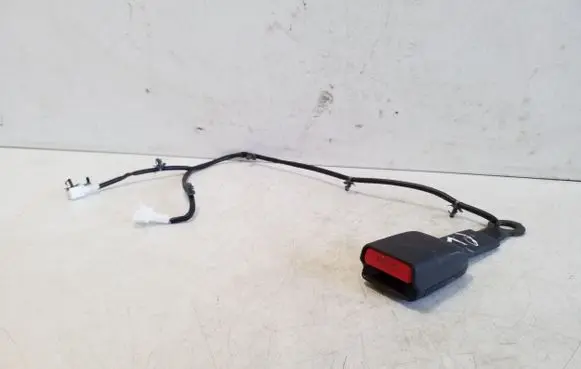 Nissan Navara D23 Front seatbelt buckle 464182