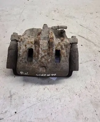 KIA Sorento Front brake caliper 1234