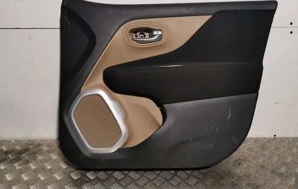 Jeep Renegade Front door card panel trim