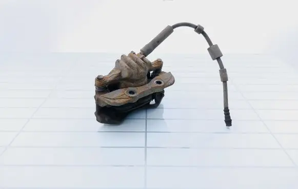 Peugeot 308 Front brake caliper