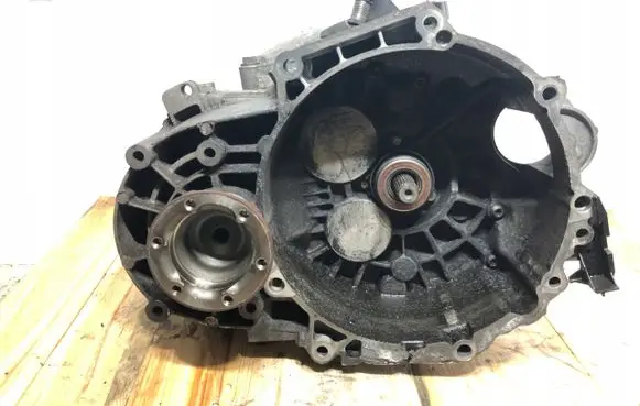 Manual 6 speed gearbox