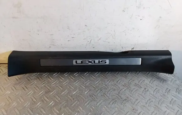 Lexus RX 450H Front sill trim cover 679200E040