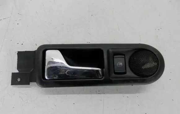 Volkswagen PASSAT B5 Rear door interior handle 