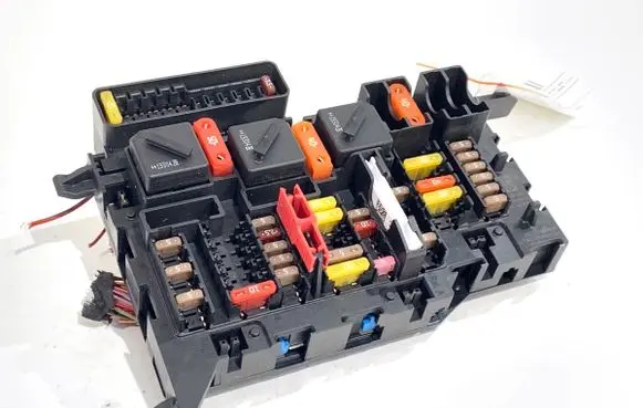 BMW X2 F39 Fuse box set 9360501