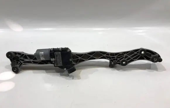 BMW 7 E65 E66 Front wiper linkage and motor