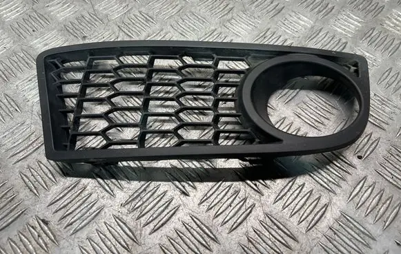 BMW 1 F20 F21 Front bumper lower grill 8048968