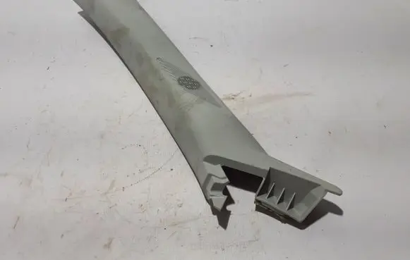 Citroen C4 III e-C4 (A) pillar trim 98381916UW
